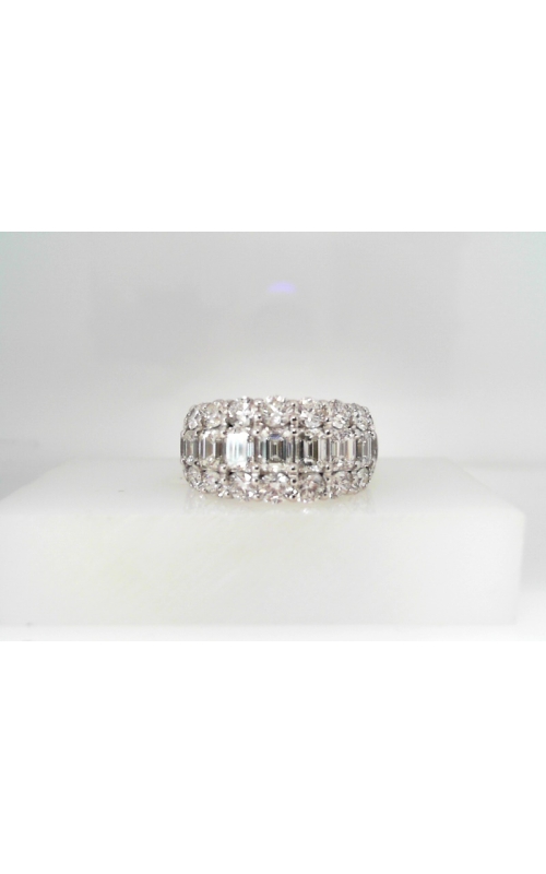 Platinum Prong Ladies Wedding Band